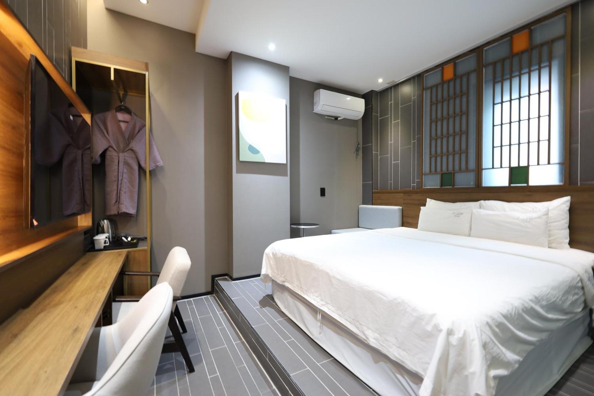 Almond Hotel Busan Station Zewnętrze zdjęcie
