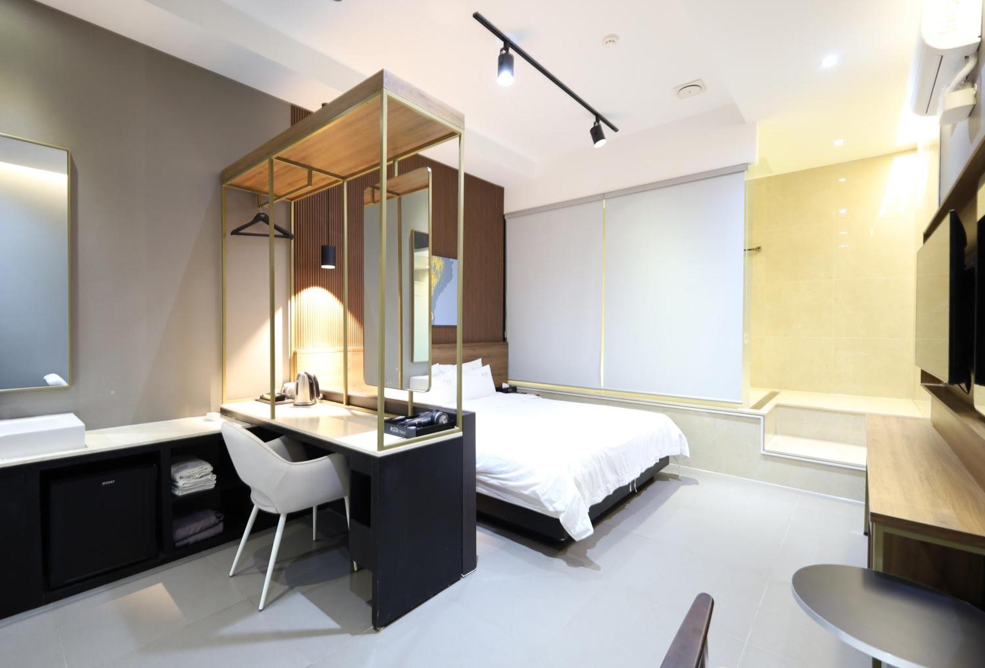 Almond Hotel Busan Station Zewnętrze zdjęcie