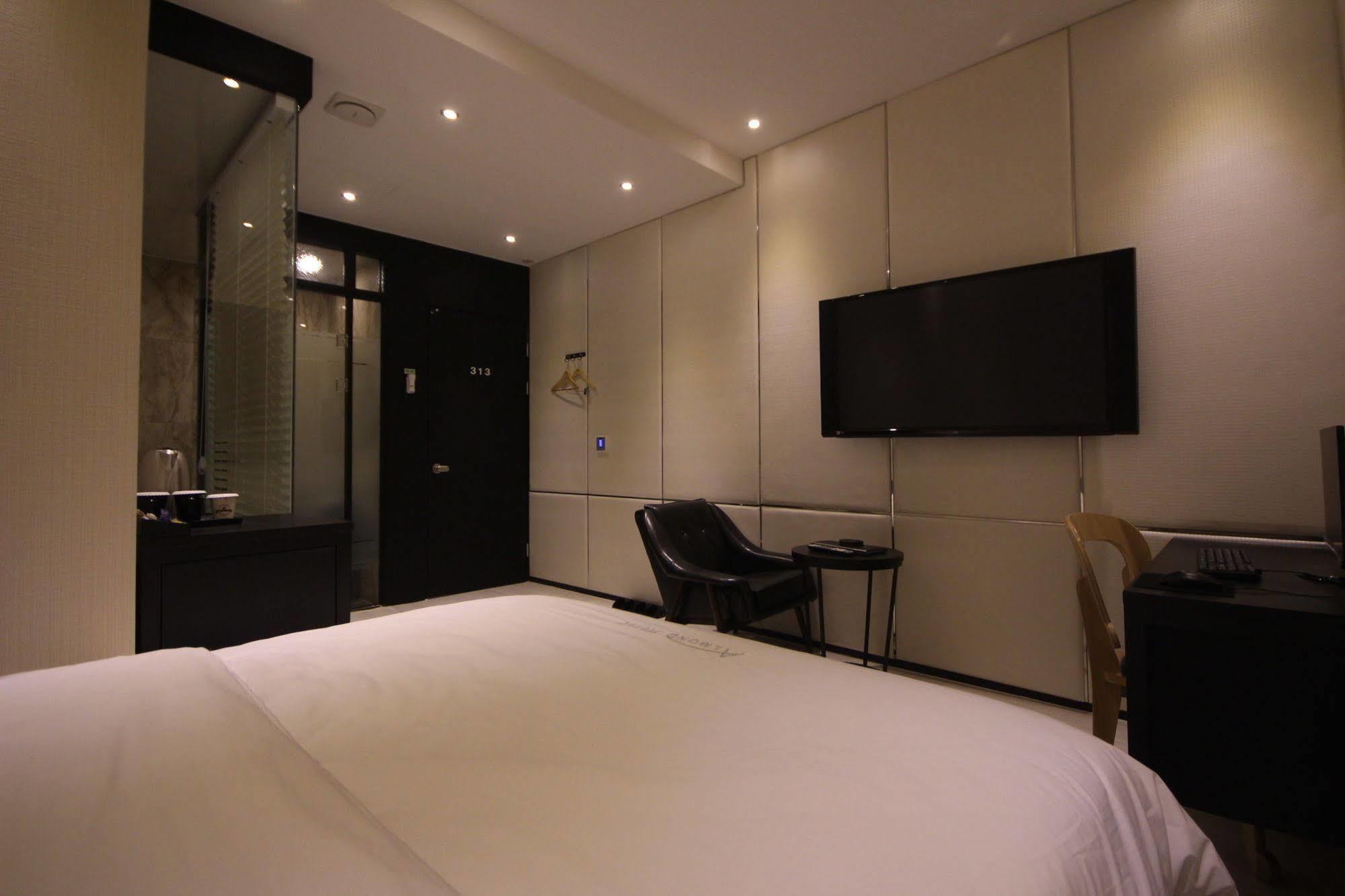 Almond Hotel Busan Station Zewnętrze zdjęcie