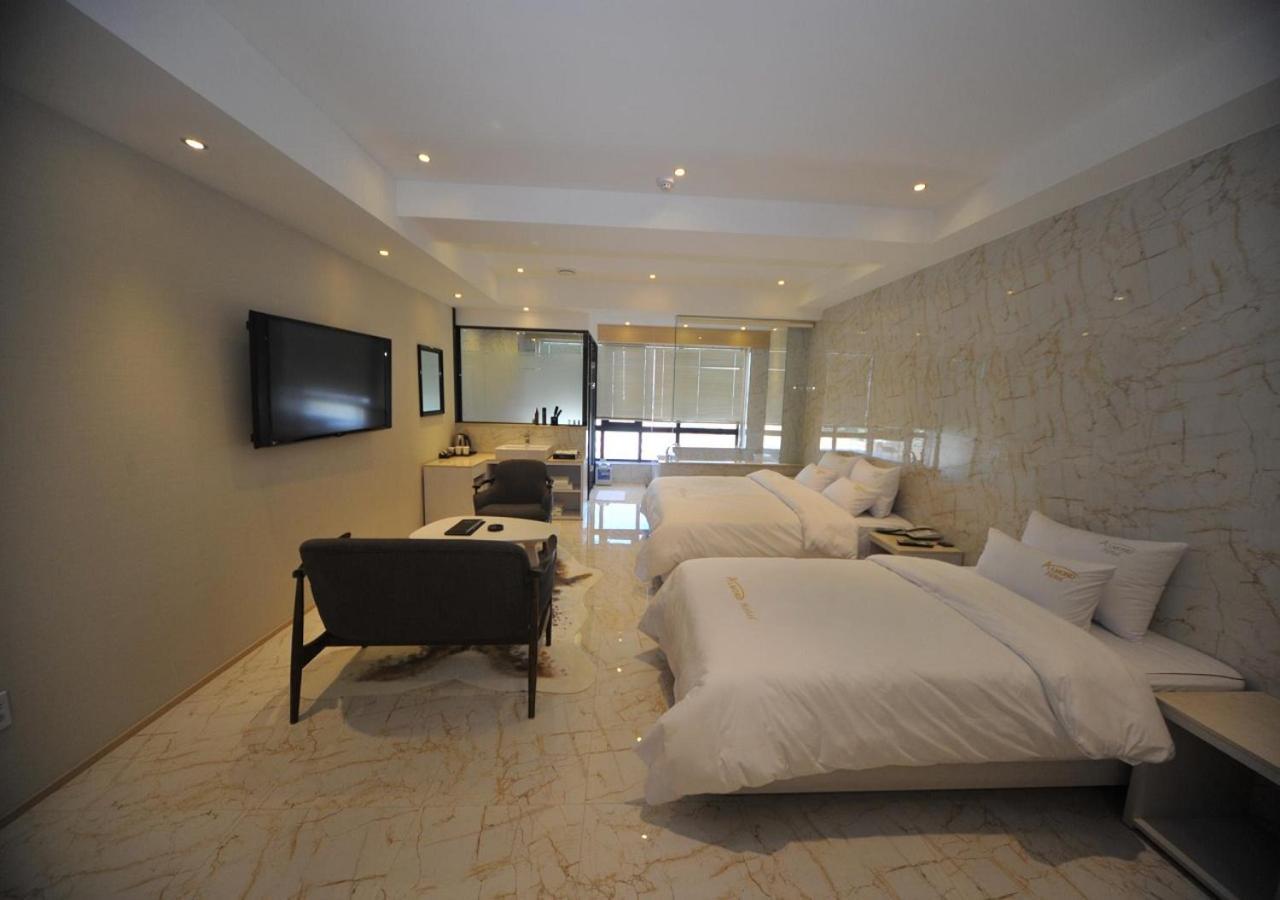 Almond Hotel Busan Station Zewnętrze zdjęcie